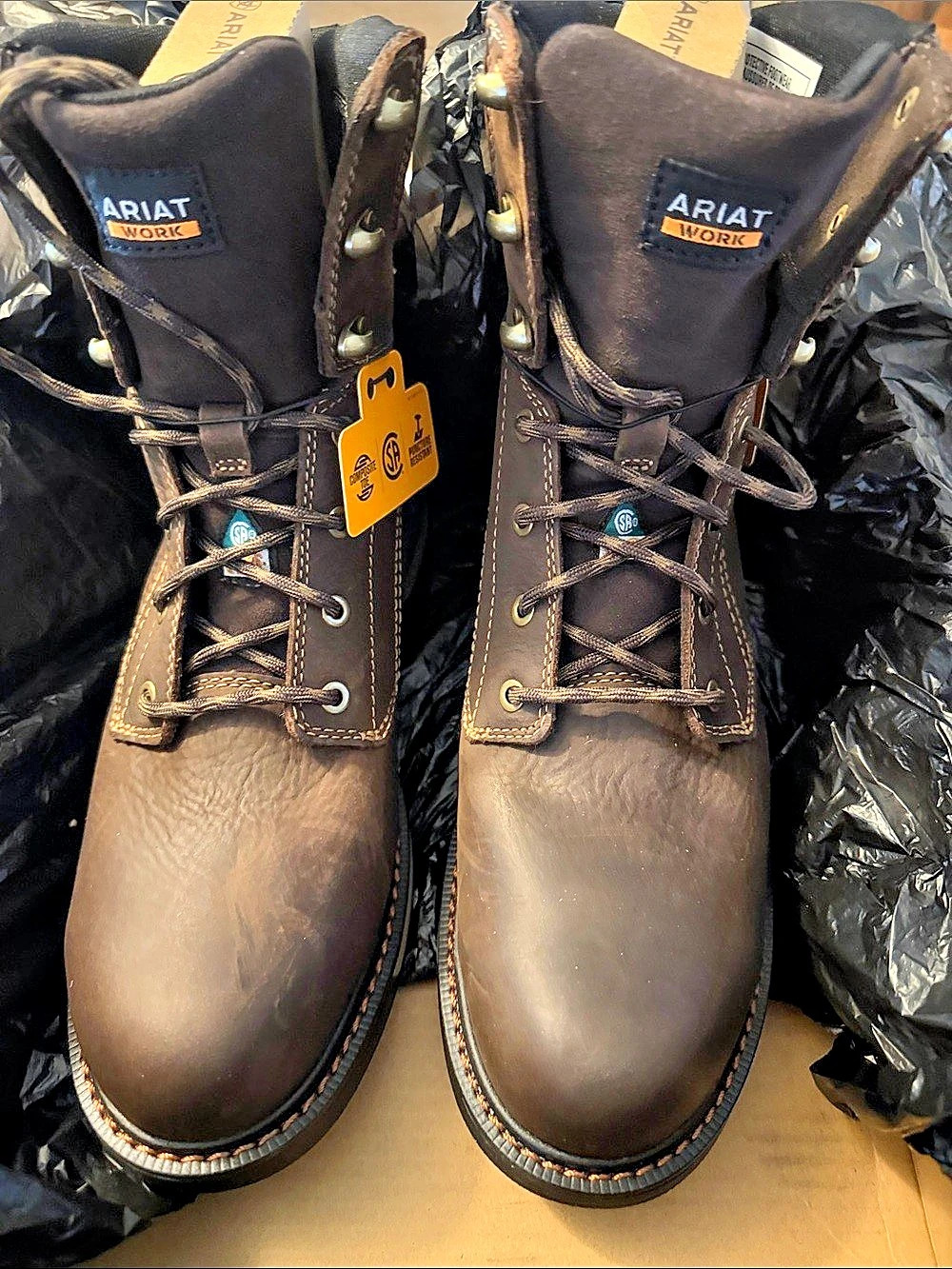 Ariat Riveter 8" CSA H20 400g Composite Toe Work Boots Brown US 9 B